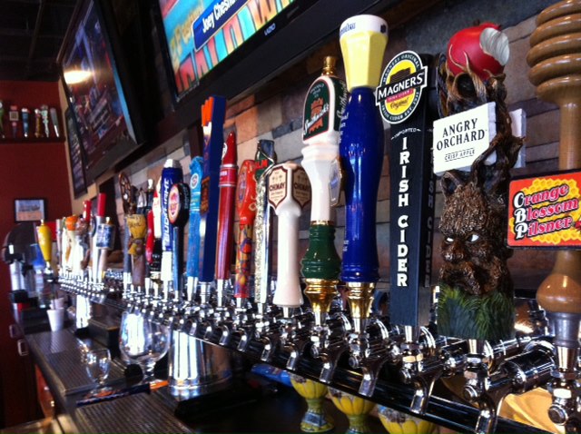 O Nona Taproom é um dos bares de cerveja artesanal em Orlando que possui mais cervejas On Tap.