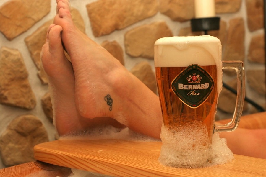Banho de cerveja em spas em Praga.