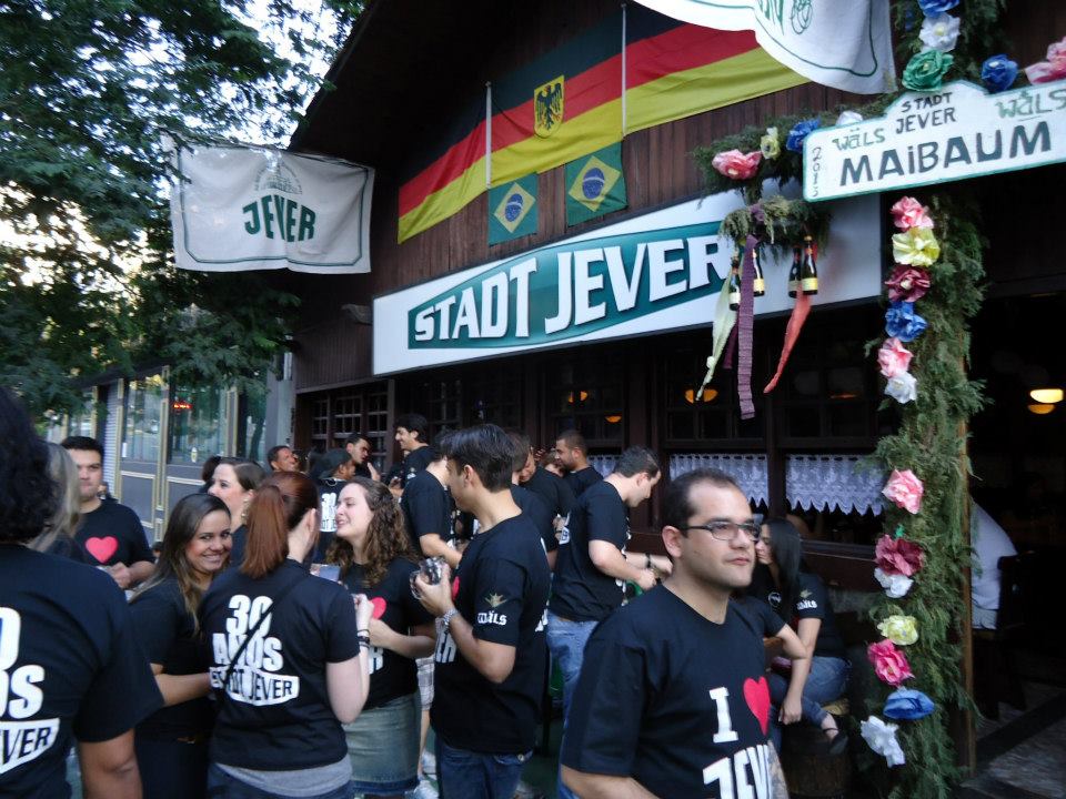 Festa de 30 anos do Stadt Jever.
