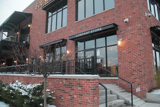Lojinha da Cervejaria Founders em Grand Rapids, Michigan (EUA).