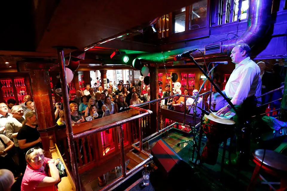 Palco do Porterhouse.