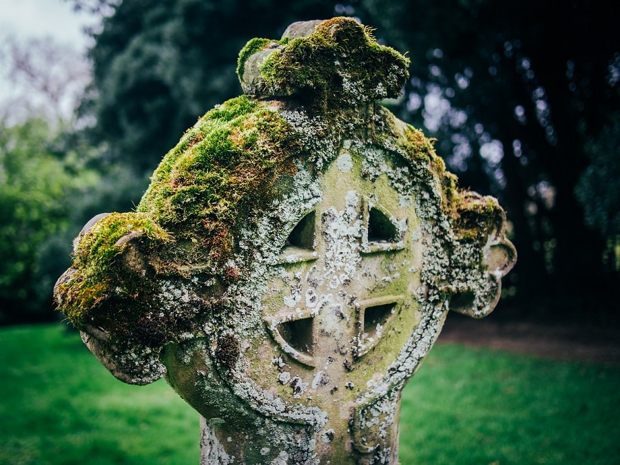 Cruz irlandesa ou irish cross, um dos símbolos do St Patrick's Day.