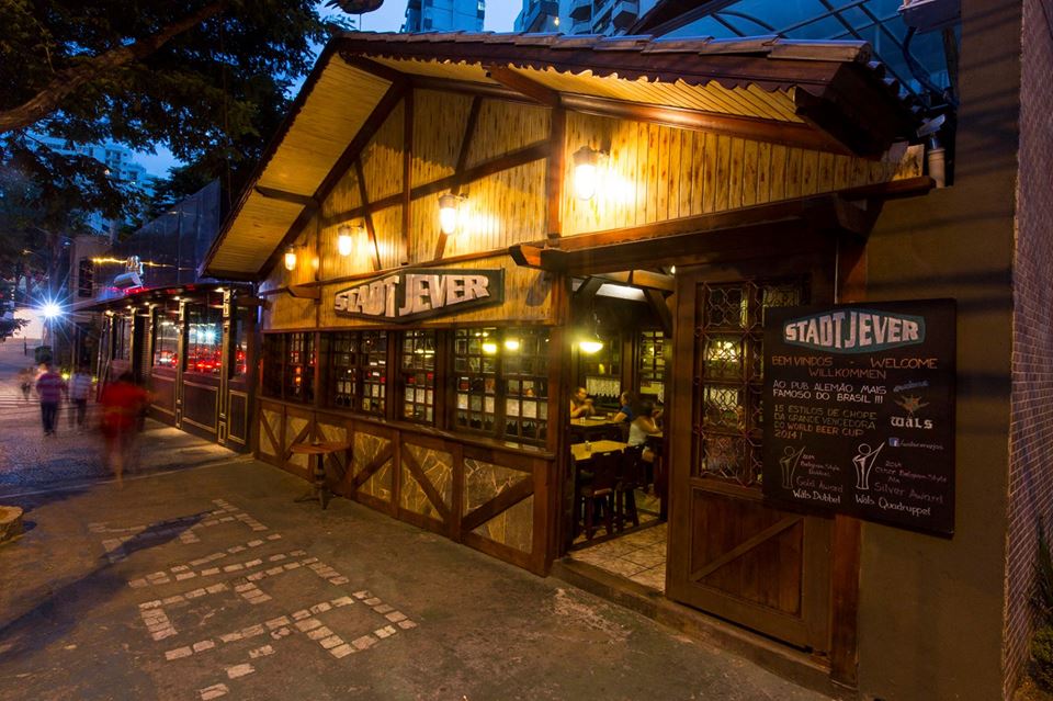 Stadt Jever: bar alemão de cerveja artesanal em Belo Horizonte.